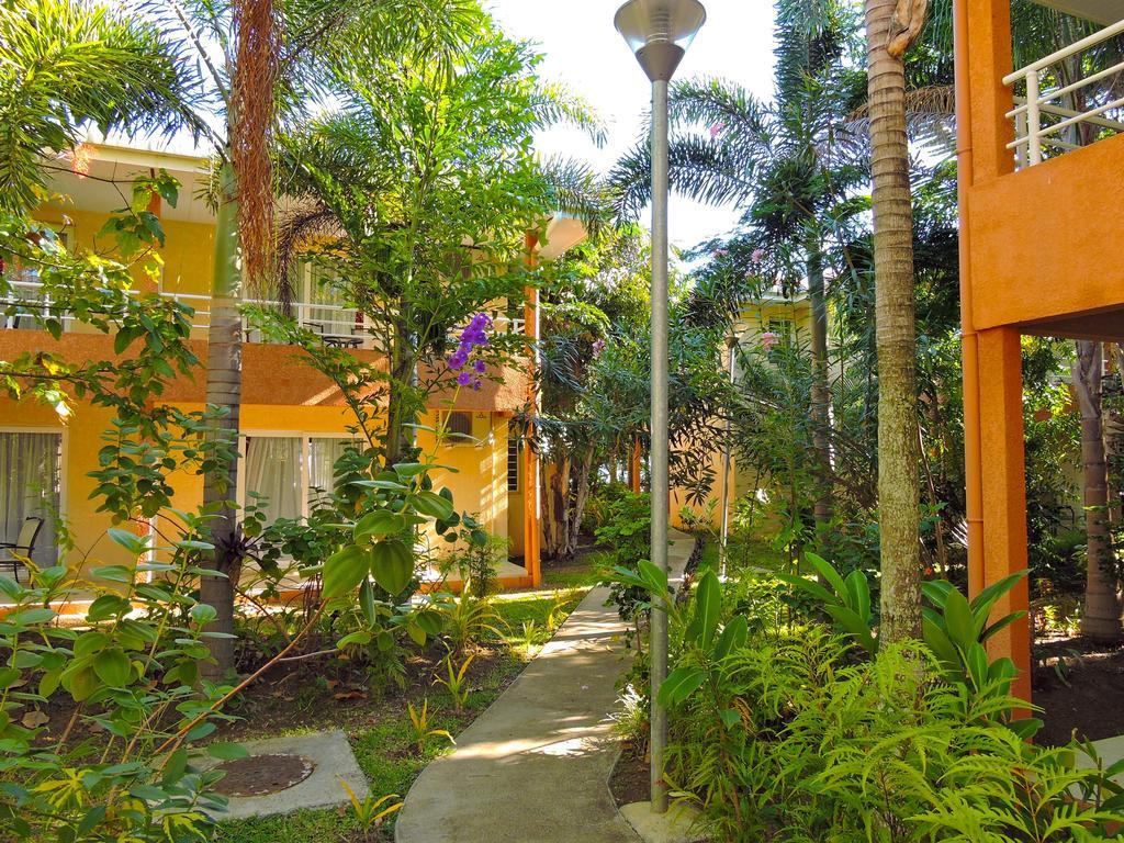 Hotel Koniambo Koné Exteriér fotografie